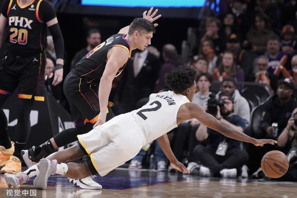 背后的控股 背后的控股