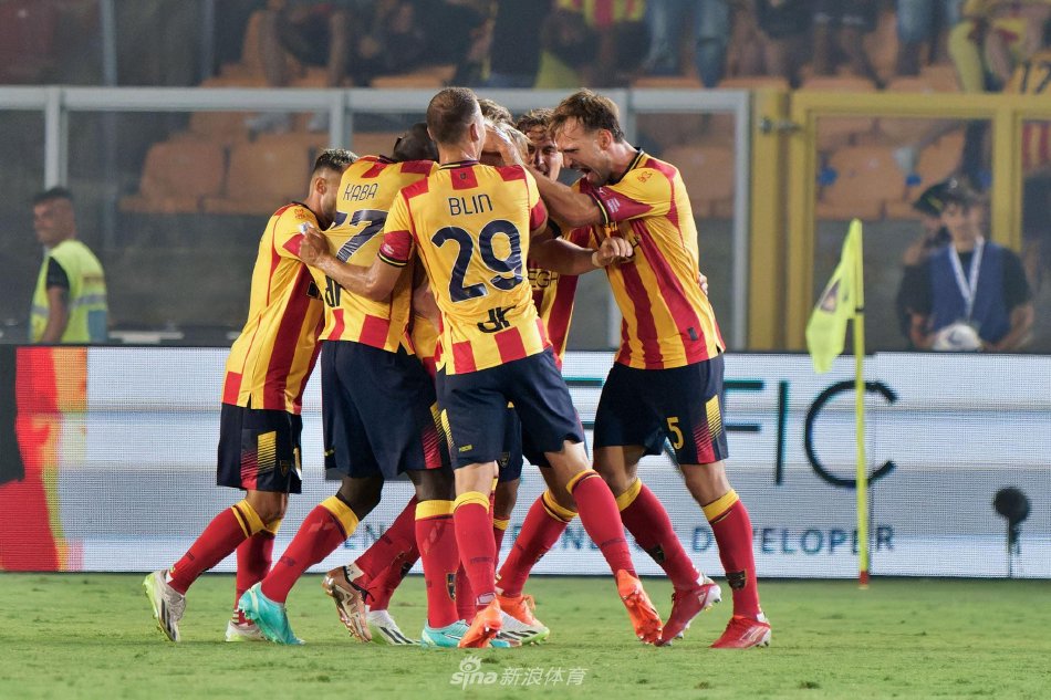 错峰出场 错峰出场